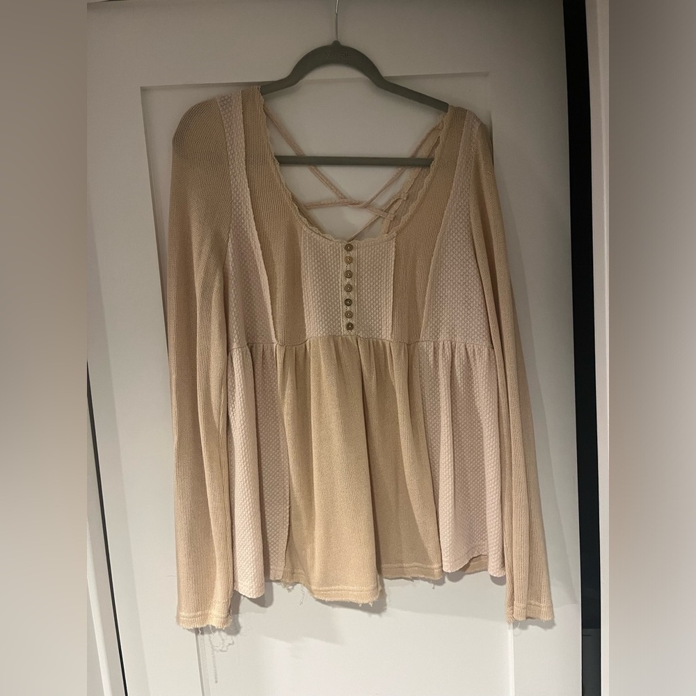 Slouchy ivory long sleeve with cutout